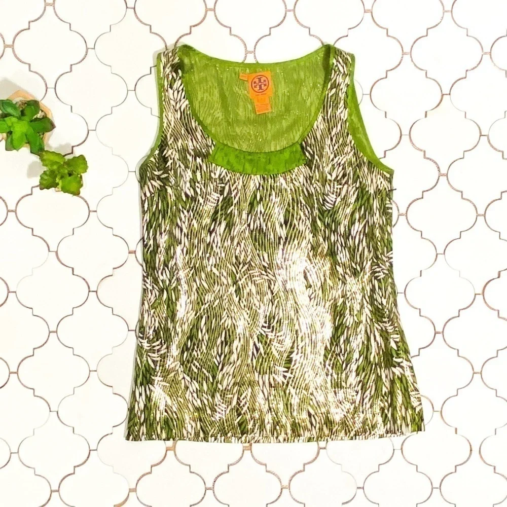 ❄️Tory Burch Metallic Sleeveless top size 6